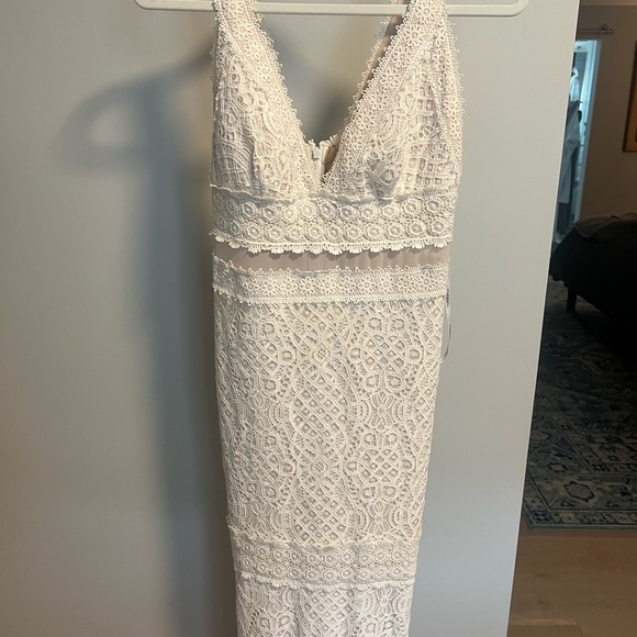 BHLDN KIELY GOWN! - Picture 4 of 16